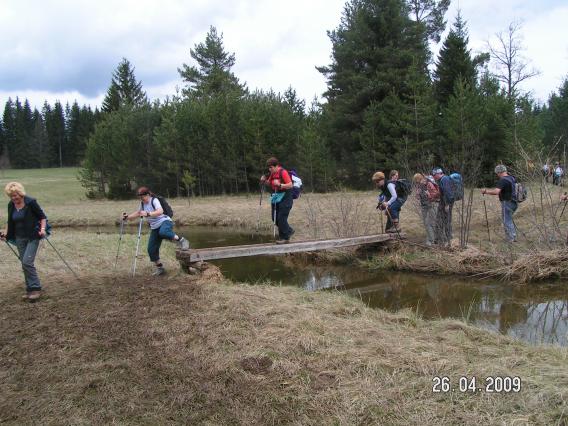 premagovanje vodnih ovir