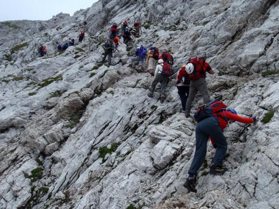 malce je bilo potrebno tudi poplezati
