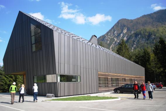 ob zaključku našega srečanja smo si ogledali še hram slovenske planinske dediščine