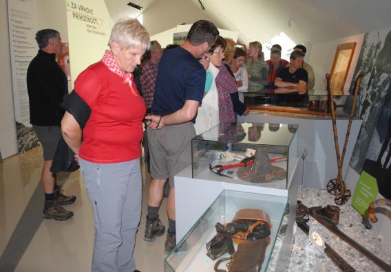 ogled Planinskega muzeja v Mojstrani