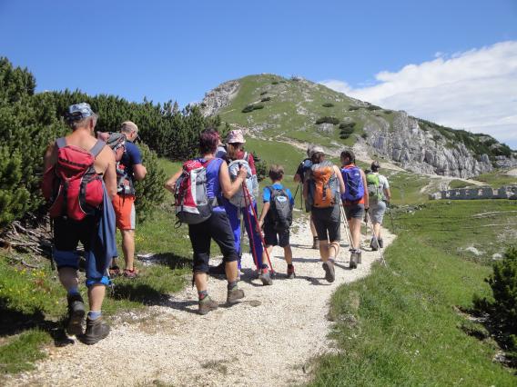 še četrt ure pa bomo na vrhu