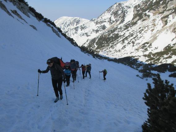 strmejši del poti proti Vrh Korena